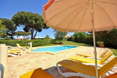This charming villa is tastefully furnished throughout with comfortable décor and is set in a quiet area of Vilamoura close to the infamous Browns sports club. The bustling marina and vast array of restaurants and bars are just a 10 minute drive away...