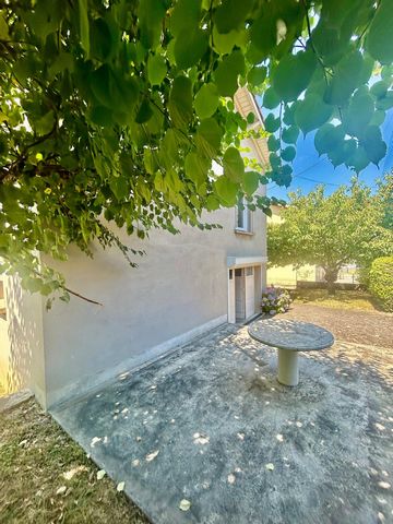 Maison avec sous sol-complet à Labruguière