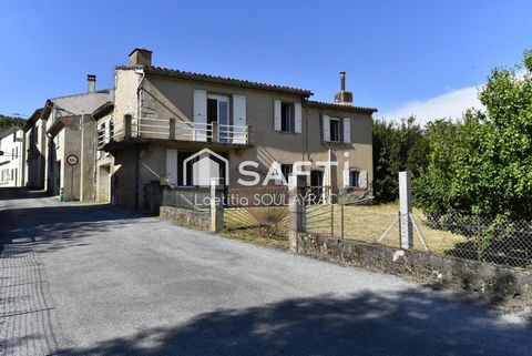 Maison de village rénovée de 108m² avec garage et jardin.