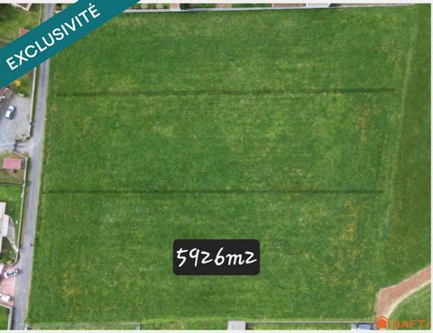 Terrain constructible plat de 5926m2