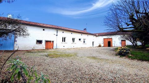 Corps de ferme 115m², plus de 250m² de dépendance, 4 chambres