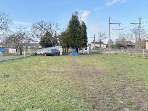 terrain constructible de 2125m2 à Mehun-sur-Yèvre