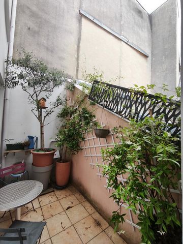 Maison de ville + GARAGE/ prestations de qualité
