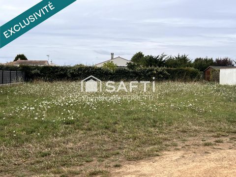 À VENDRE – TERRAIN CONSTRUCTIBLE DIVISIBLE DE 800 M² AU CŒUR D’ANGLES
