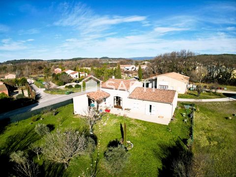 BELLE VILLA DE PLAIN PIED SUR GARGAS