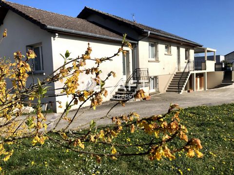 Maison - 9 pièces - 207m2