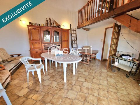 Le Brusc, Vue mer, maison ancienne de plain pied, jardin arboré de 823m2, garage. Maison sous offre