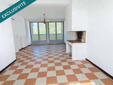 Maison mitoyenne avec jardin et garage