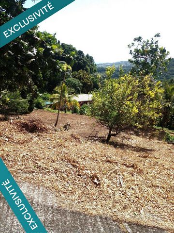 Je vous propose un terrain de 886m² sur les hauteurs de la commune du Robert,