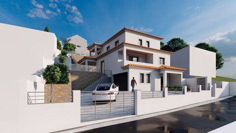 Your HouseWe present villa under construction, in Sale of Pinheiro.The villa is divided into 3 floors (basement, ground floor and 1st floor)Basement:- Garage for two vehicles, automated sectioned door - Engine room - Bathroom Ground floor:- A living ...