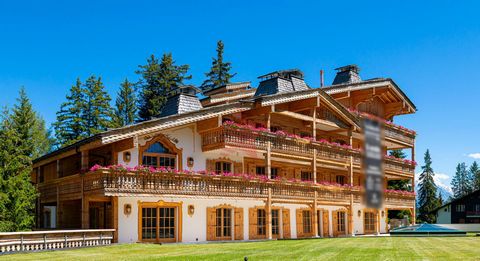 Second residence and sale to foreigners authorized High standing residential chalet with direct access to the ski slopes in the heart of the resort and only 500 m from the ski lifts. 4 apartments available : - 4,5 rooms, surface : 190,97 m2, balcony ...