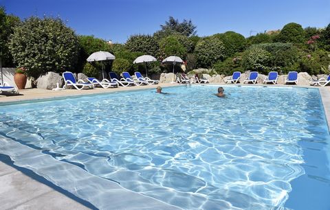 Enjoy a wellness holiday in Balaruc les Bains, the popular thermal spa in the Languedoc Roussillon region of Odalys Residence Aqualia. Ideally located just 150 meters from the village center and only 800 meters from the beaches of Lake Thau. Balruc l...