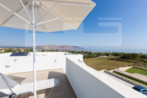 A lovely 93,21 m2 house for sale in Georgioupolis, in the beautiful development Triton Sea View, 700 meters from the long sandy beach. Set over 2 floors, the property comprises: Ground floor with full equipped open plan kitchen with a dining and livi...