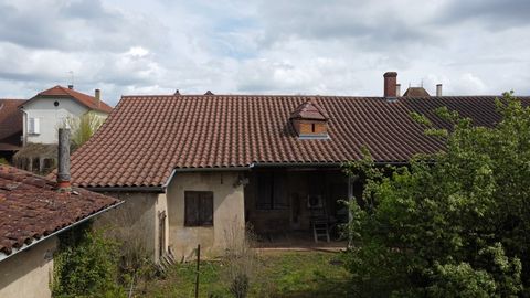 Dpt Saône et Loire (71), à vendre MONTPONT EN BRESSE maison P7