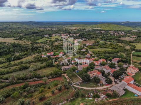 Location: Istarska županija, Bale, Bale. Istria, Bale, surroundings The beautiful municipality of Bale, which is developing more and more in the tourism sector, and this development entails the expansion of the population that enjoys the benefits of ...