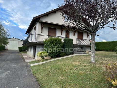 Dpt Dordogne (24), à vendre SAINT ESTEPHE maison P5 de 93 m² - Terrain de 1 234,00 m²