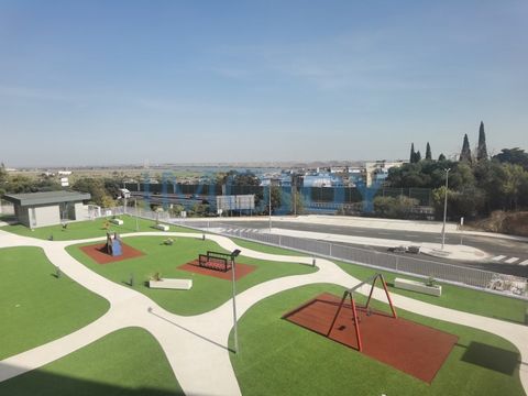 Vila Viva, in Vila Franca de Xira, just 20 min from Lisbon, is a development of modern features, consisting of 85 apartments with very generous areas, a breathtaking view of the Tagus River, green spaces, children's playground, pedestrian walk, ballr...