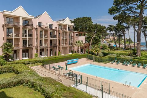 YOUR RESIDENCE L'ARCHIPEL L'Archipel residence has an exceptional location in Perros-Guirec, facing the beach of Trestaou and the Seven Islands (Sept-Iles) archipelago. Entertainment or sports, at your choice, are all nearby and will satisfy all fami...