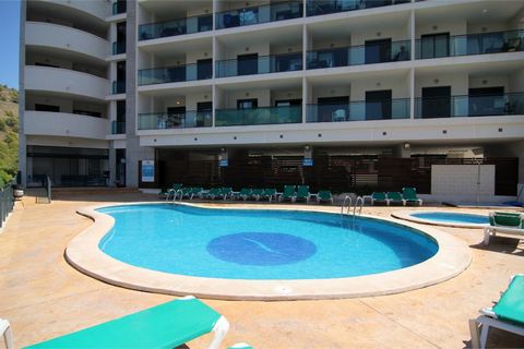 This residence is a 10-minute walk from Levante beach and 50 km from Alicante airport. It's the perfect place for a family holiday. It offers spacious, practical apartments with 1 and 2 bedrooms, all with a balcony. 1 living area, 1 bedroom, 1 kitche...