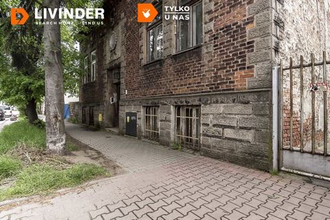 It is with great pleasure that I present to you the sale offer of a historic tenement house from 1913, located in Krakow's Old Podgórze. SHORT DESCRIPTION The tenement house is in need of general renovation, consisting of a front part and an outbuild...