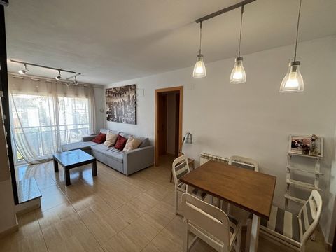 Discover your new home in the heart of Sant Andreu de Llavaneres. We exclusively present this elegant and cozy apartment that combines comfort, style and an unbeatable location. Located in the centre of Sant Andreu de Llavaneres, this duplex offers m...