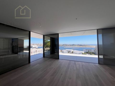 Apartamento T2 de luxo- Torre de Miramar- Foz do Douro, para comprar no Porto. Uma torre minimalista onde a vista se prolonga ao máximo. A Miramar Tower é um projeto da autoria do gabinete OODA. Foi concebido um edifício de arquitetura moderna e arro...