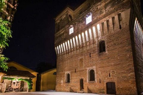 B&B espacioso en un castillo rural histórico con comodidades modernas. WIFI, piscina, parking gratuito con estación de carga para vehículos eléctricos. Cerca de Milán, Bérgamo, Mantua.