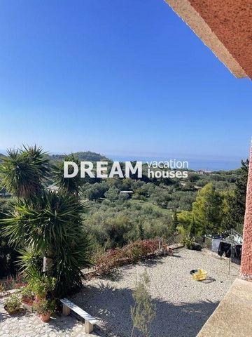 Description Keri, Residence complex For Sale, 194 sq.m., In Plot 2500 sq.m., Property Status: Very Good, 2 Level(s), 4 Bedrooms (2 Master), 2 Kitchen(s), 2 Bathroom(s), Energy Certificate: D, Price: 300.000€. Πασχαλίδης Γιώργος Additional Information...