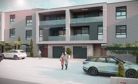 Te koop: appartement met twee slaapkamers, oppervlakte 56,71 m² (54,73 m²), Pula. Appartement S3 bevindt zich op de eerste verdieping van gebouw 4. Het appartement bestaat uit een woonkamer met keuken en eetkamer, 2 slaapkamers, een badkamer en een l...