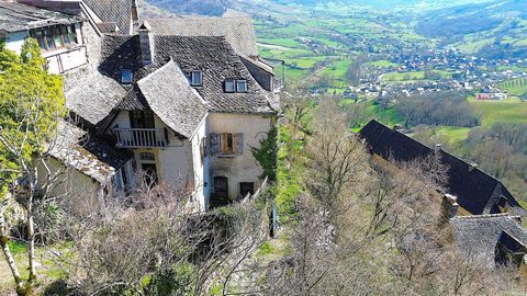 Maison à rénover de 92m², dépendance - Goutrens
