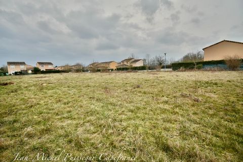 Dpt Haute Garonne (31), à vendre SAINT GAUDENS Terrain à bâtir de 2500m2