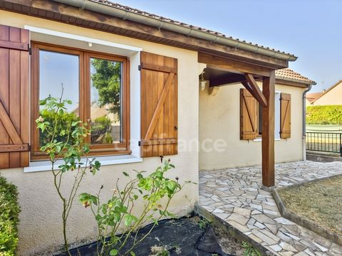 Pavillon situé dans un quartier résidentiel calme, à 5 minutes à pied des commerces