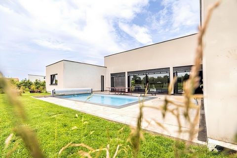 Maison d'architecte de plain pied - 220m² - Seingbouse