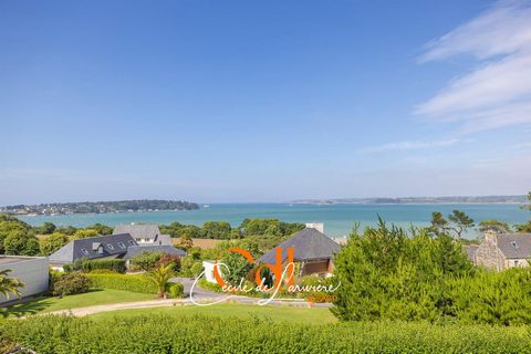 Superbe vue mer, Chateau du Taureau et île Noire, grands espaces dedans et en extérieur, très beau potentiel !