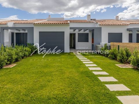 Discover this brand new, luxurious 3 bedroom townhouse situated in a private condominium complete with a swimming pool. This modern villa, spread over two floors ground floor and basement offers a unique blend of contemporary design and prime locatio...