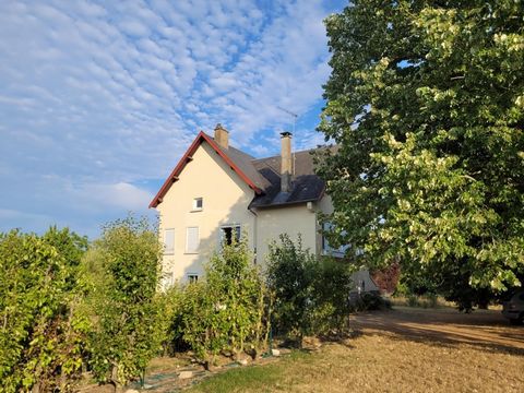 Dpt Allier (03) à vendre VALIGNY maison de 140 m2 - 3 chambres - Garage - Terrain 3871 m2