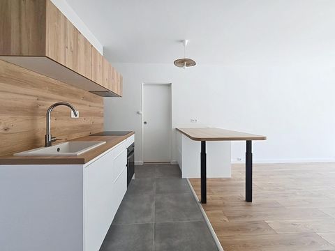 T3 entièrement rénové avec balcons et cave - Plein centre de MERIGNAC