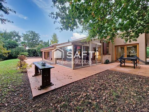 Maison de plain pied 140m² garage sur une parcelle de 1000m²