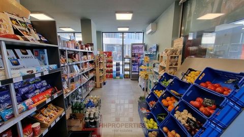 Commercial premise grocery store in a new residential complex in Hristo Smirnenski. The property is offered fully equipped and stocked, including the available goods and 3 parking spaces in front of the store. Built-up area of the premise 113 sq.m. T...