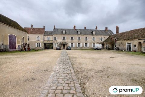 Nogent-le-Rotrou is a commune in the Eure-et-Loir department in central France. We invite you to discover this charming old house located in Nogent-le-Rotrou. This exceptional property includes 10 rooms, spread over a living area of 400 m². This U-sh...