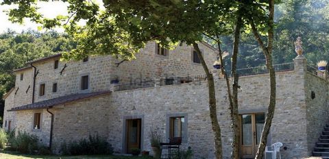 Charming fully restored stone built country home situated in a private position in the hills of Pieve Santo Stefano, circa 8 minutes’ drive from the town and services. The property consist of a main building, free standing, on three storeys; The grou...