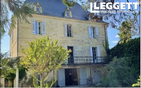 A24276CGI24 - Beautiful set of houses with business to be taken over. If you're planning a bed & breakfast or gîte business, seminars, family reunions, weddings, ..... this is the place for you! Located on a major tourist route and close to lively to...