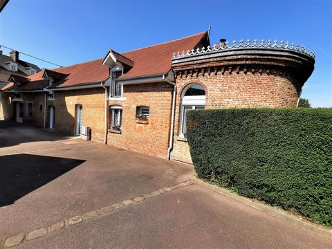 In the heart of SAINT SAËNS this beautiful brick farmhouse is located between DIEPPE and ROUEN in a village offering many amenities (shops, doctors, schools, transport, equestrian center and Golf). This character house offers a living area of 170m2 (...