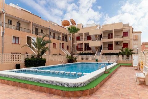 Beautiful apartment in La Mata with one bedroom, large living room and pool view. Just 190 m away is a wide beach, 7 km long, comfortable for walking and relaxing, also with many restaurants and cafes. The apartment has everything you need for living...