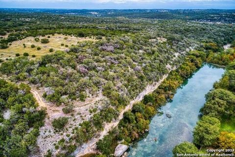 15.23 Acres on the South Fork of the Guadalupe River in prestigious Hunt, Texas! This small, exclusive community is accessed through a private, gated entrance just past the Panther Creek Crossing on Hwy 39. With approximately 850' of river frontage, ...