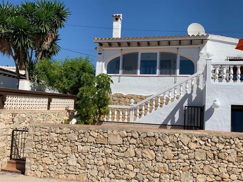 COMMUNITY CHARGES No community charges For sale magnificent semi-detached villa with privacy very close to the centre of Moraira and Teulada about 6 minutes by car, this property consists of an open plan kitchen, lounge, dining room, two bedrooms and...