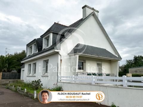 Come and discover without delay this beautiful family house with an area of 120 m2, located in the immediate vicinity of the beach, shops and the school. Its privileged environment in the heart of the village of Lesconil can only dazzle you with the ...