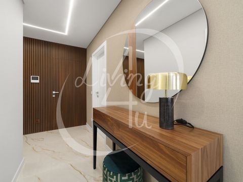 Nuevo apartamento de 4 dormitorios en CCC Residence, su nueva promoción en Caldas da Rainha, en el centro de la ciudad, cerca de todo tipo de comercios. Acabados de alta calidad, totalmente equipados y con zonas amplias y con mucha luz natural. Situa...