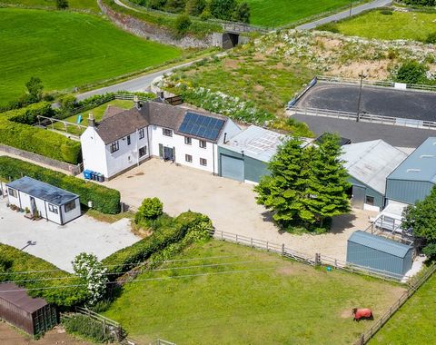 Equestrian facilities, commercial storage space, two drives and a range of stables, barns and garages. This much extended, completely renovated and dramatically improved contemporary house has it all. Boasting five double bedrooms, two ensuites and a...