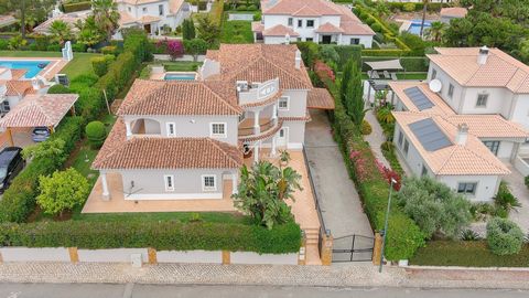 This 4-bedroom villa, located in Vila Sol Golf Resort, along with a 27-hole golf course, and surrounded by more luxury villas, is a totally renovated property. Upon entering this property, you will be greeted by a spacious living room open to a priva...